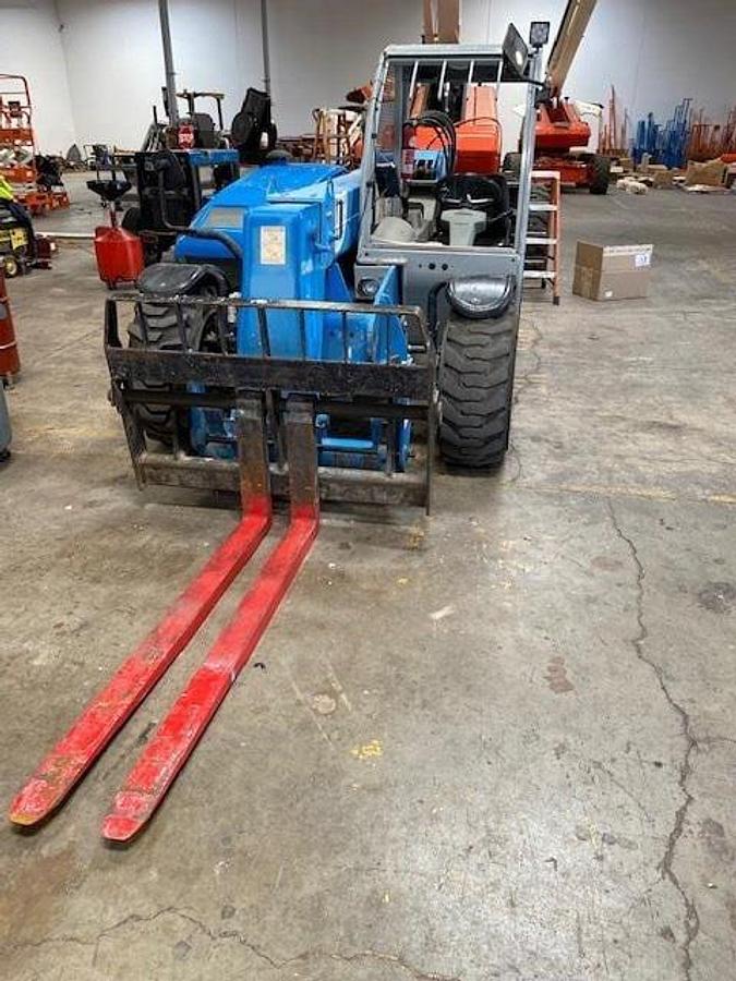 Used 2015 GENIE GTH5519