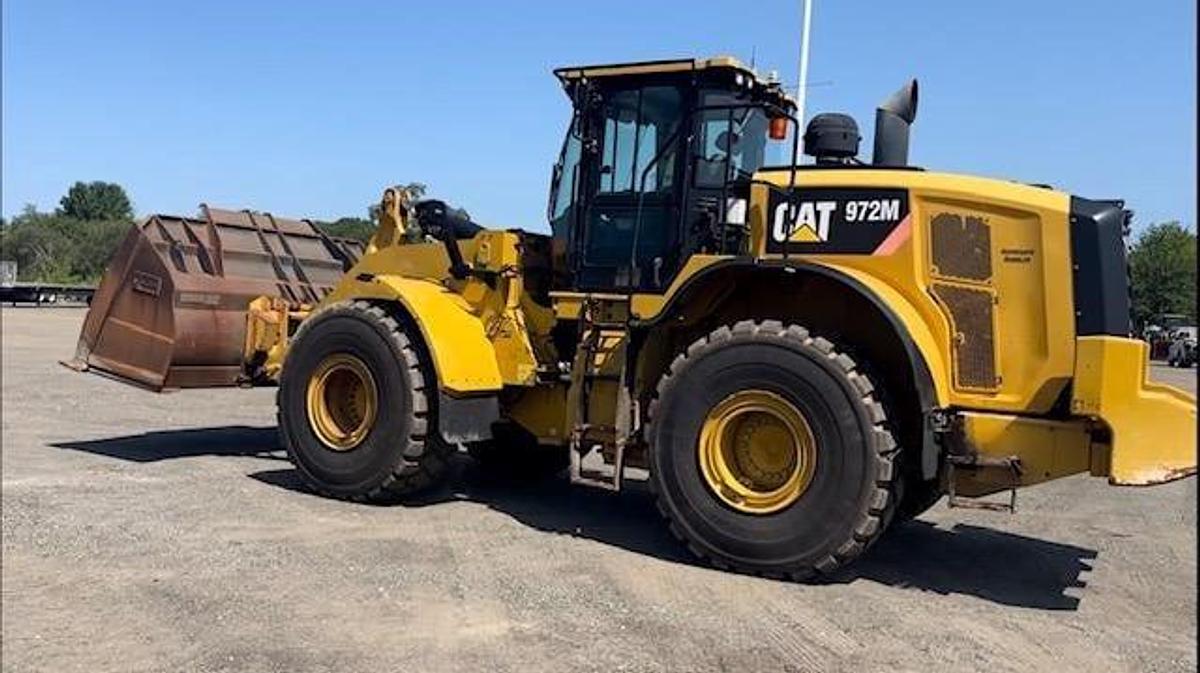 Used 2020 CATERPILLAR 972M