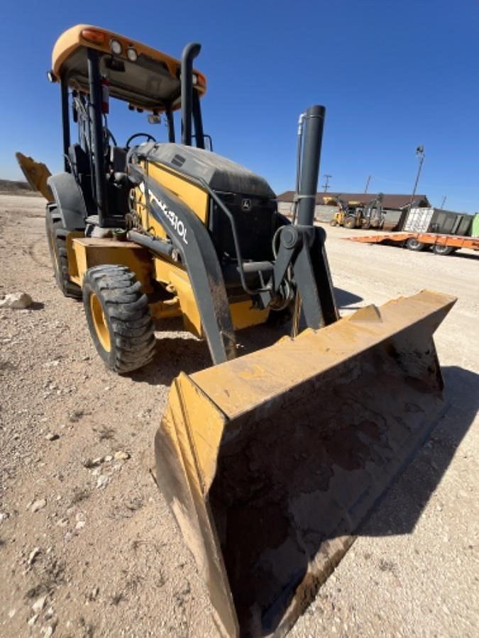 Used 2020 DEERE 410L