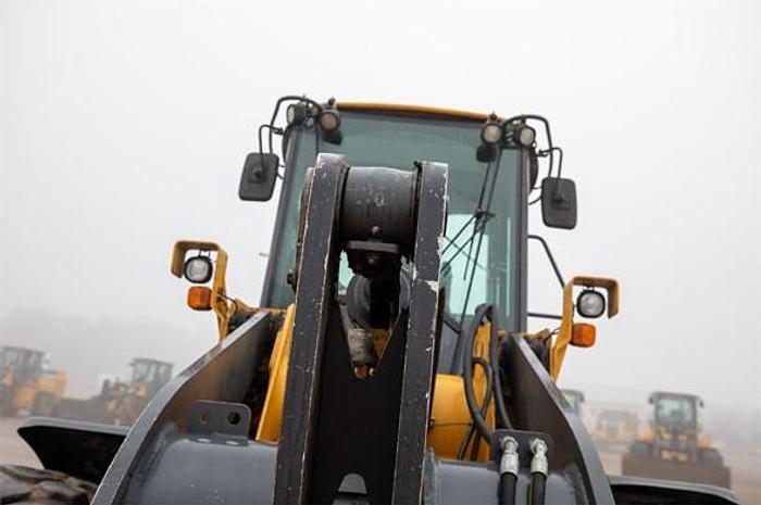 Used 2017 DEERE 544K