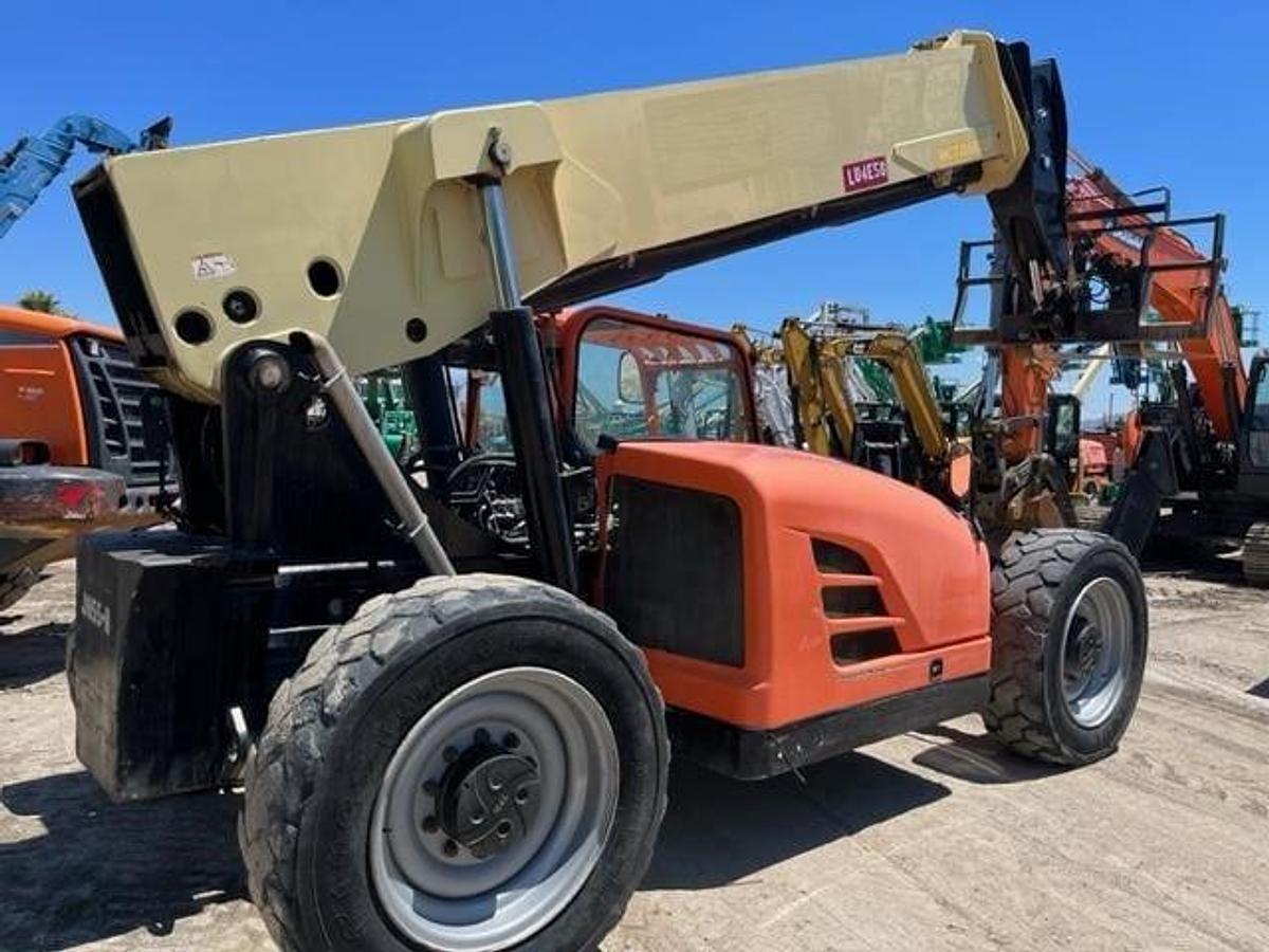 Used 2014 JLG G10-55A