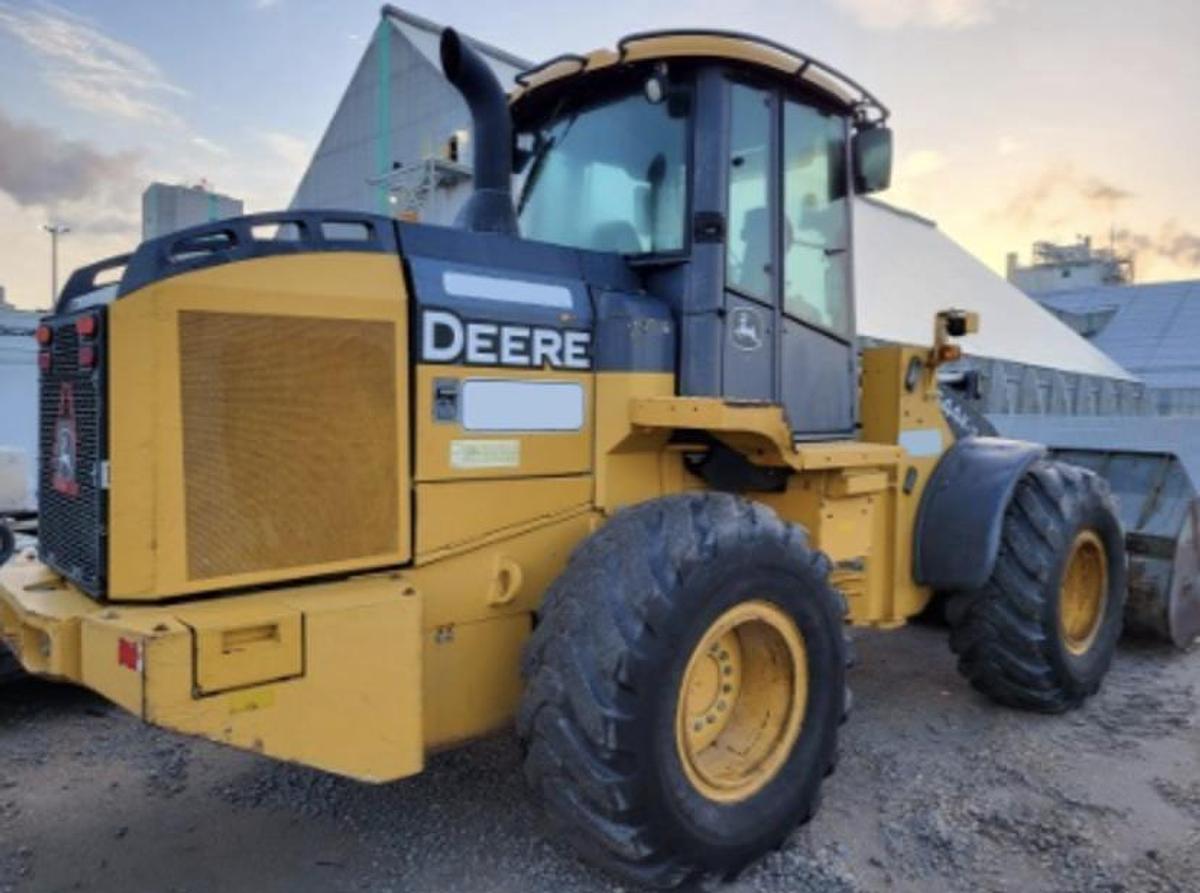 Used 2018 DEERE 544K