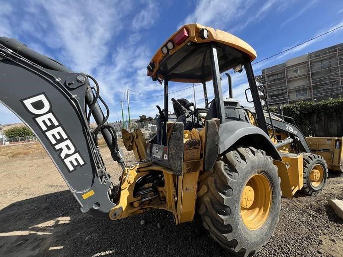 Used 2019 DEERE 310L EP