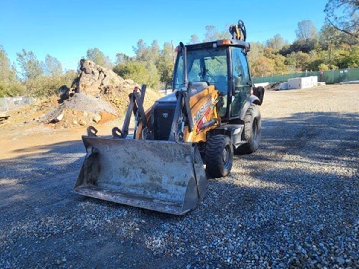 Used 2019 CASE 580N EP