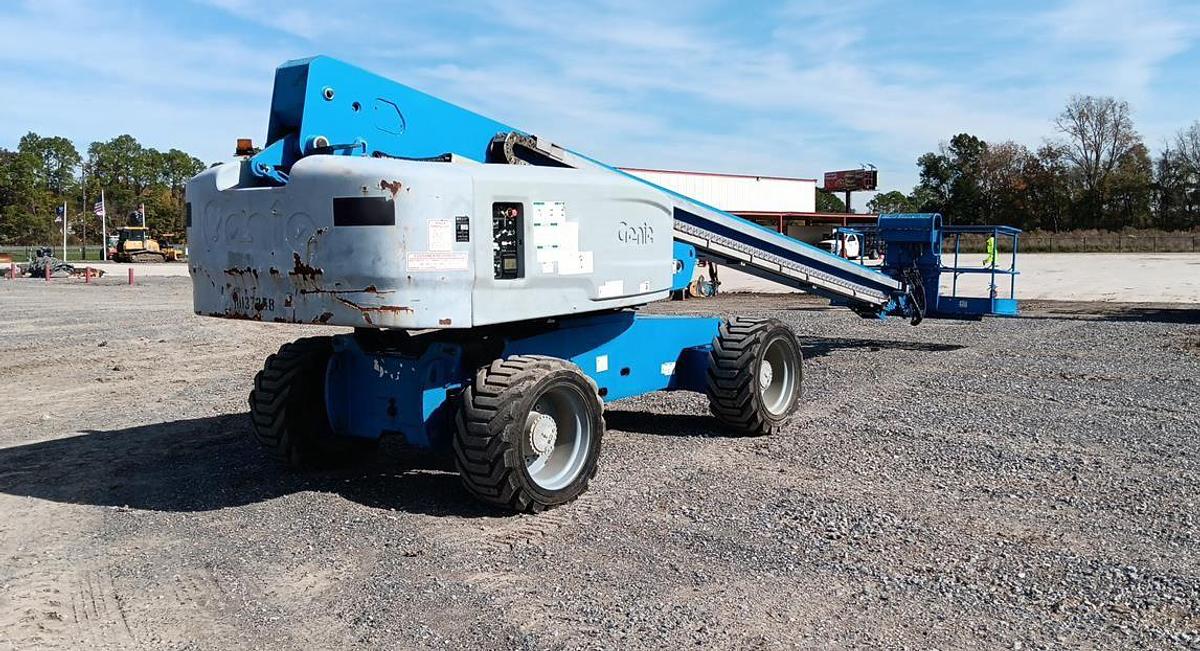 Used 2014 GENIE S80X