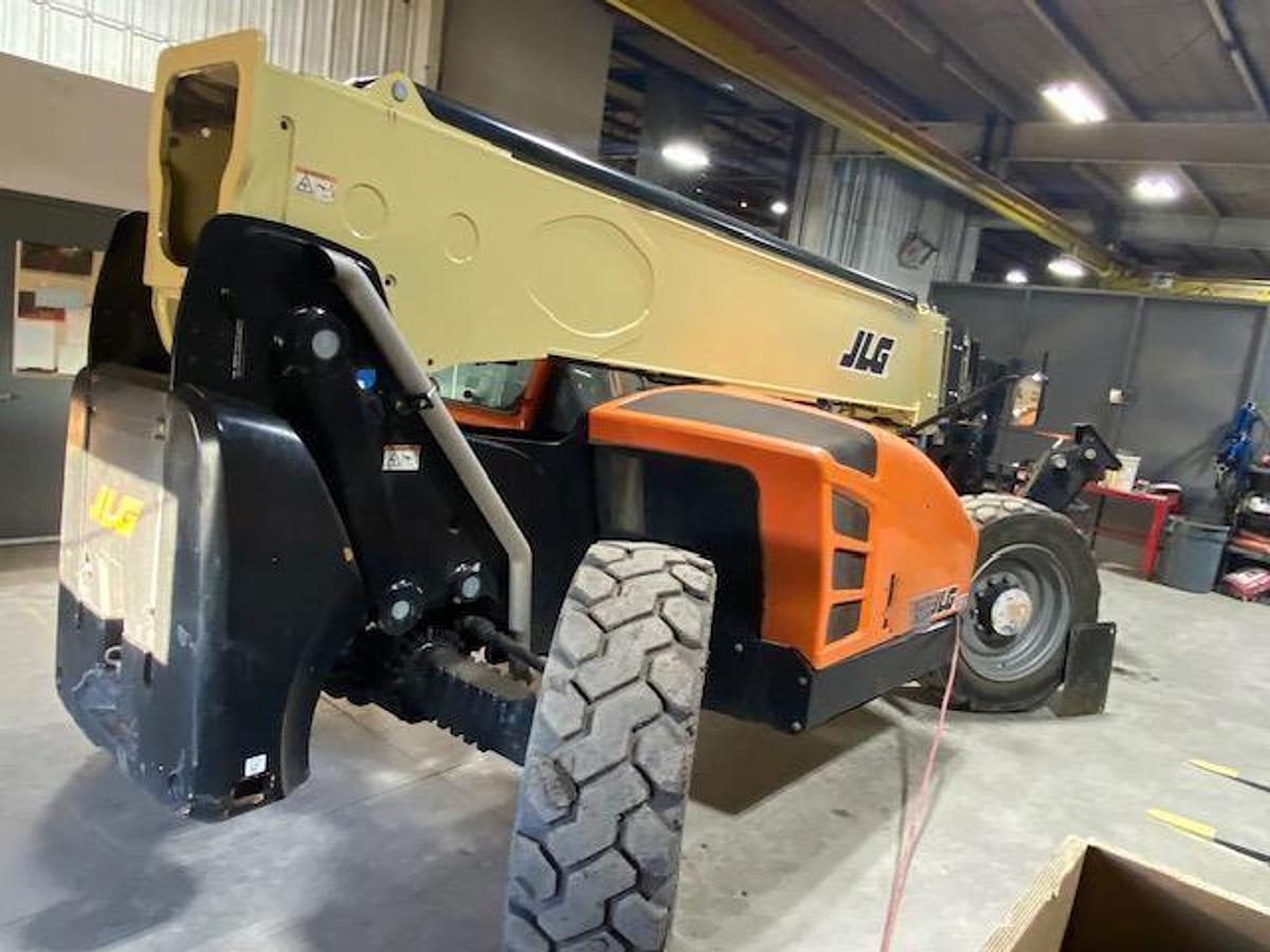 Used 2017 JLG 1255