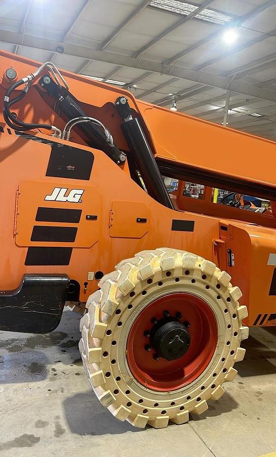 Used 2017 SKY TRAK 10054