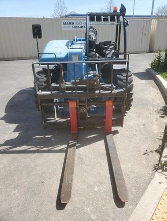 Used 2015 GENIE GTH5519