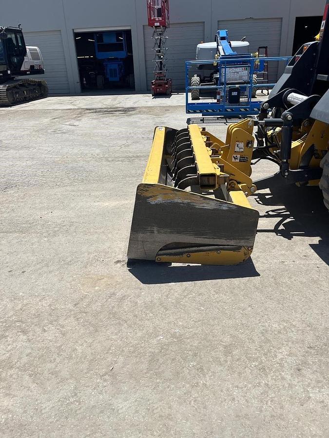Used 2019 DEERE 210LEP