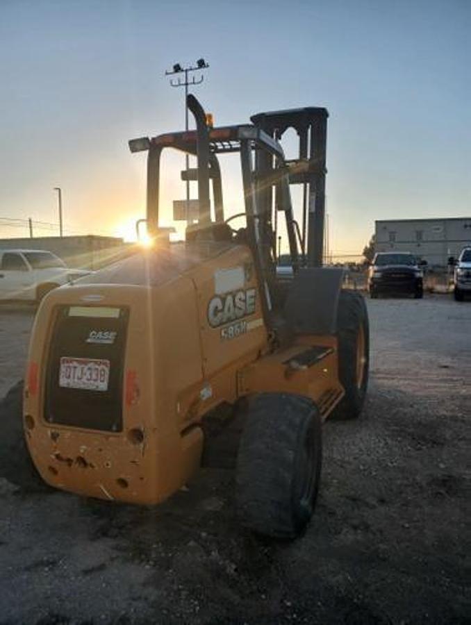 Used 2016 CASE 586H