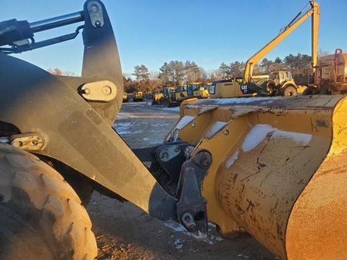 Used 2017 DEERE 544K