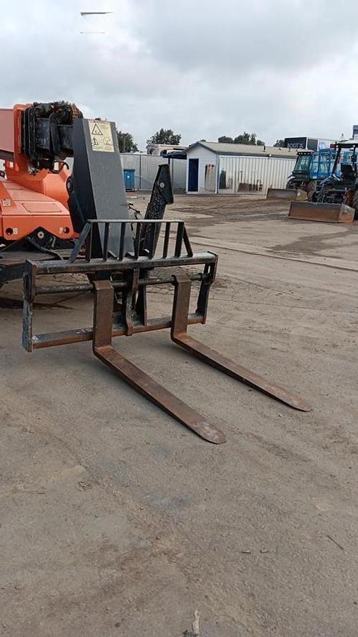 Used 2017 SKY TRAK 10054