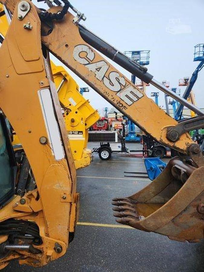 Used 2017 CASE 580N EP