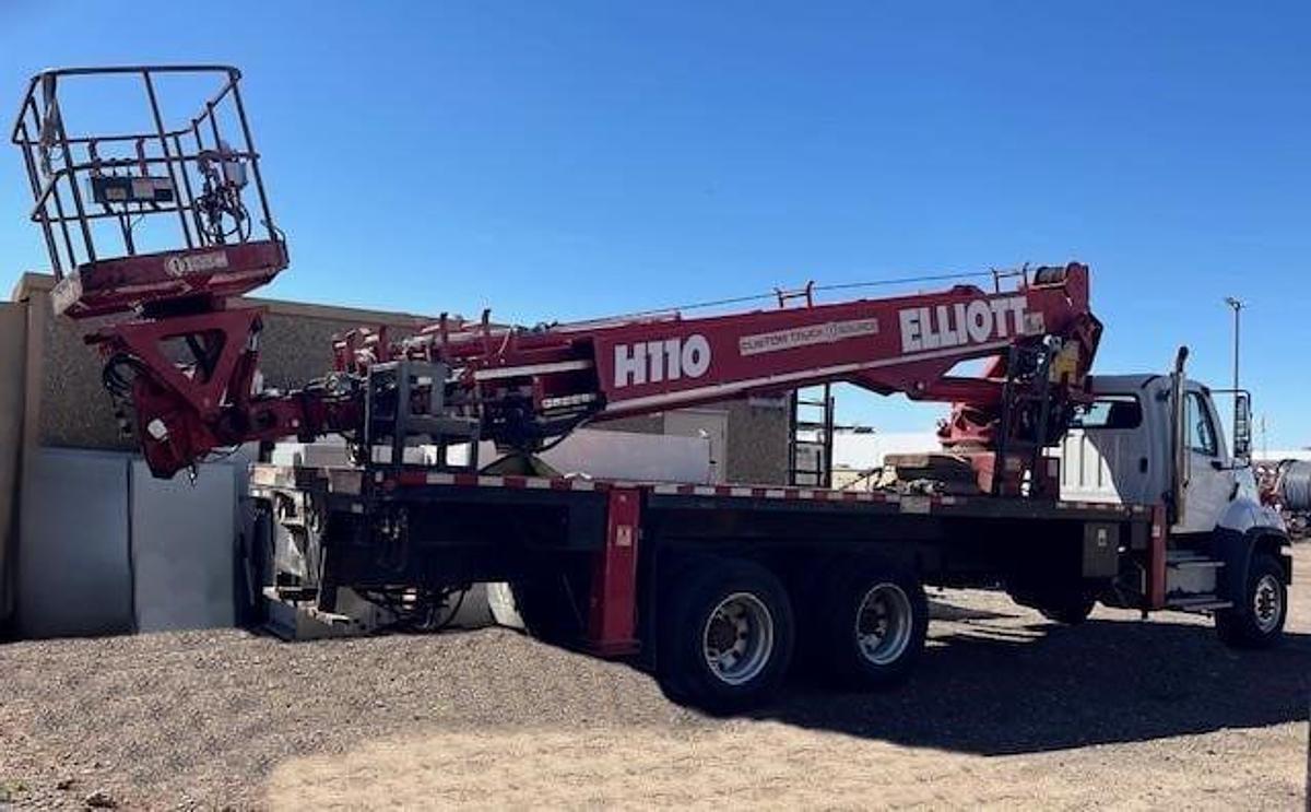 Used 2015 ELLIOTT H110 MOUNTED ON 2015 FREIGHTLINER 108SD