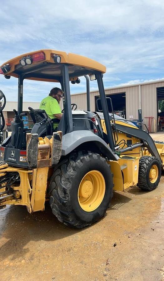 Used 2019 DEERE 310L EP