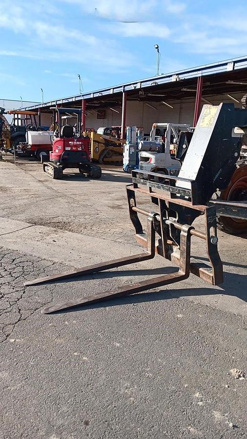 Used 2017 SKY TRAK 10054