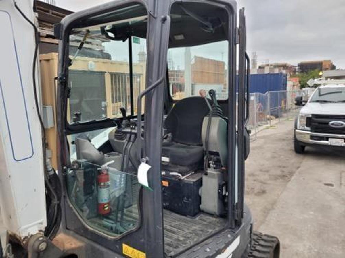 Used 2017 BOBCAT E35I