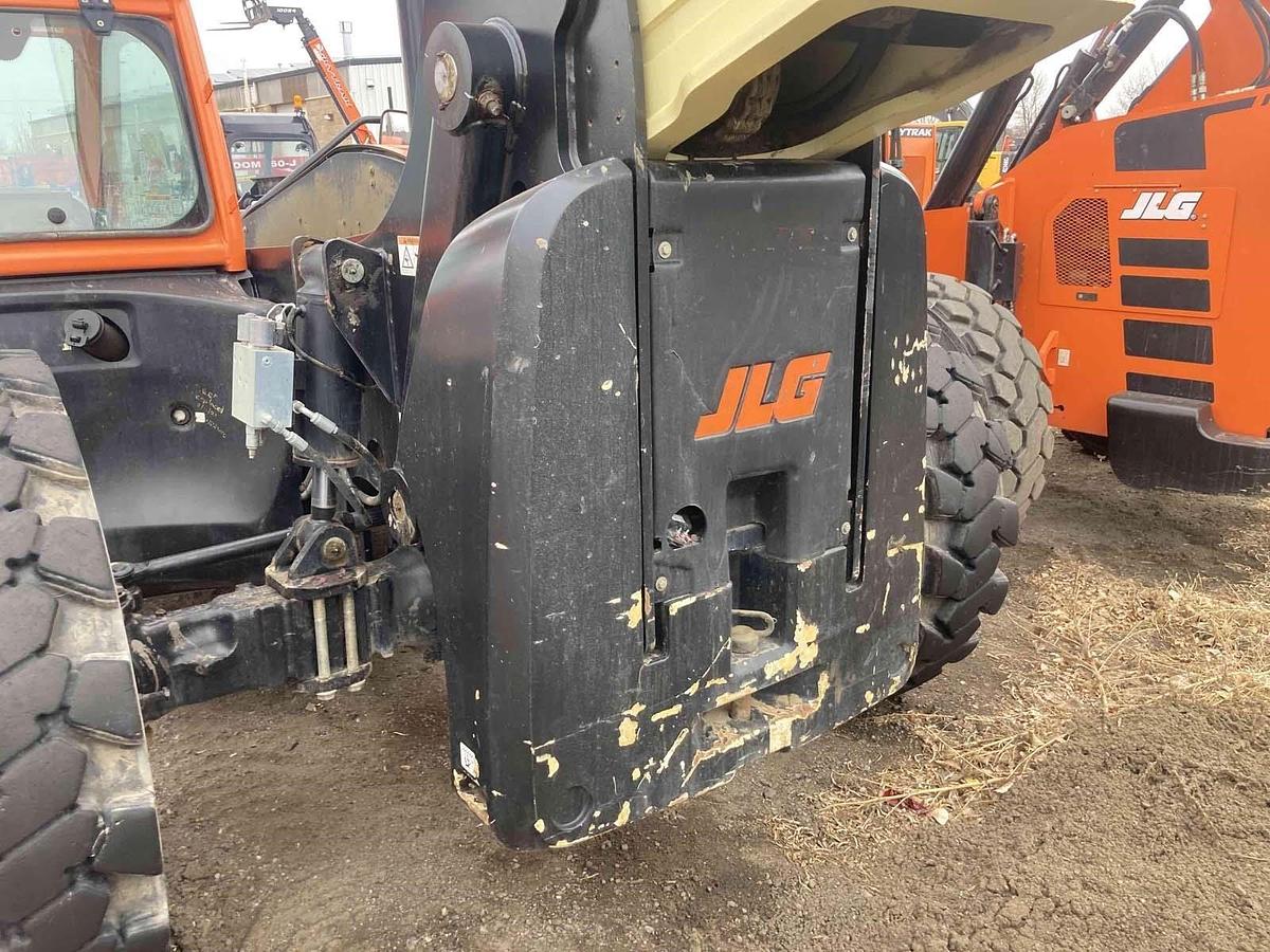Used 2018 JLG 1055