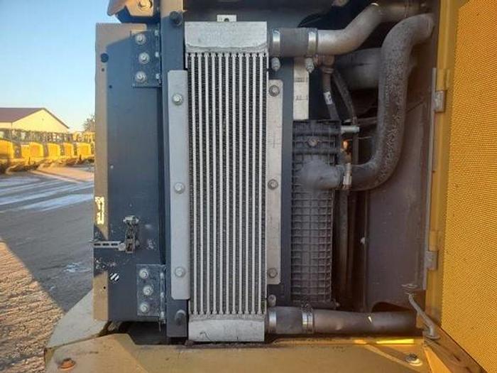 Used 2017 DEERE 544K