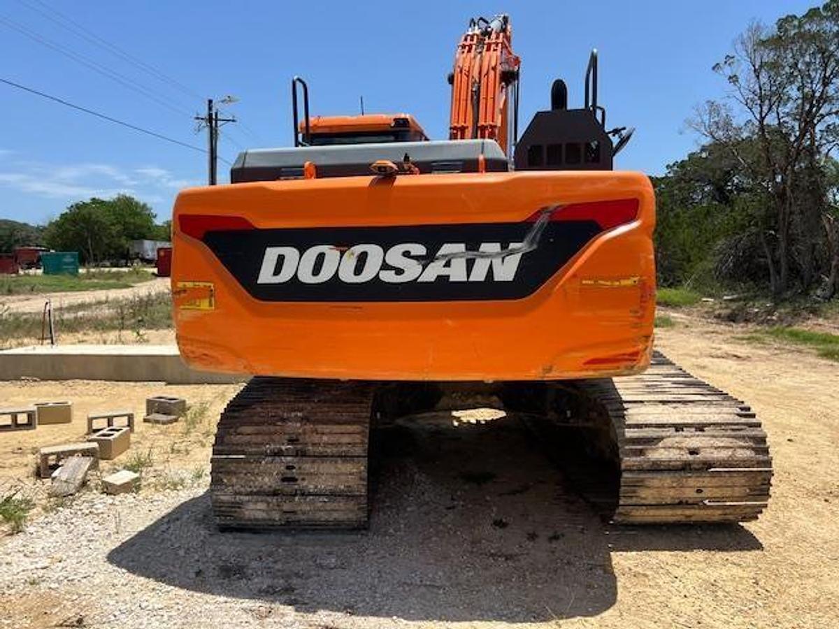 Used 2022 DOOSAN DX225 LC-5