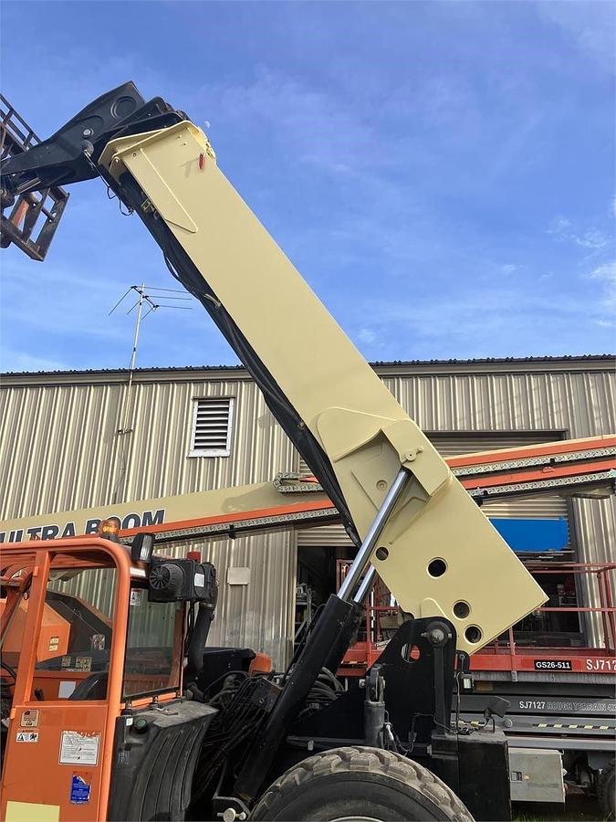 Used 2014 JLG G10-55A