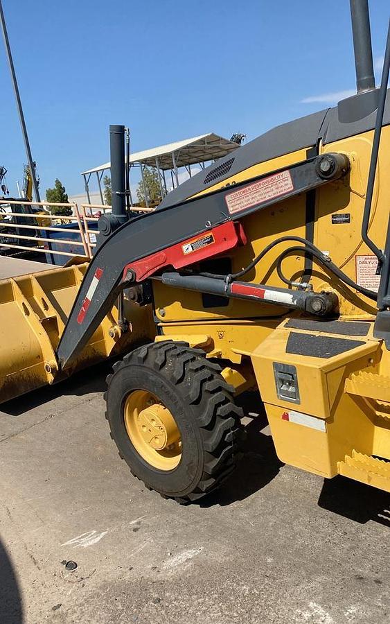 Used 2019 DEERE 310L EP