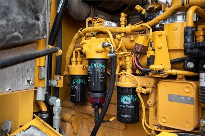 Used 2017 DEERE 544K