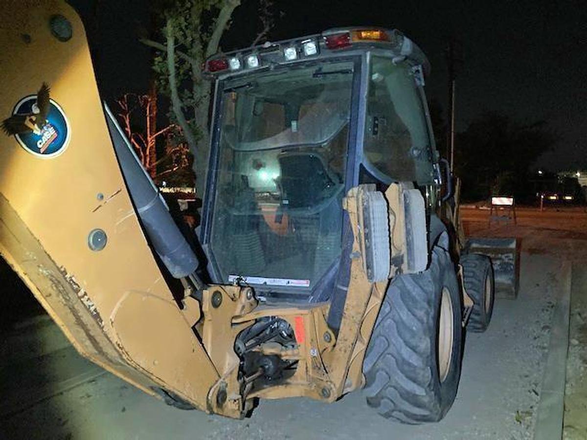 Used 2013 CASE 580SN