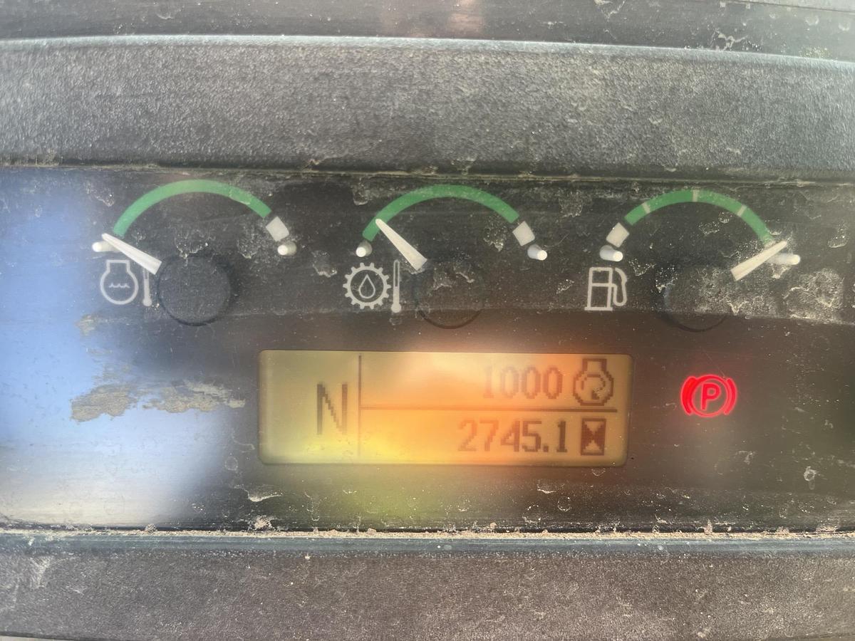 Used 2017 DEERE 410L