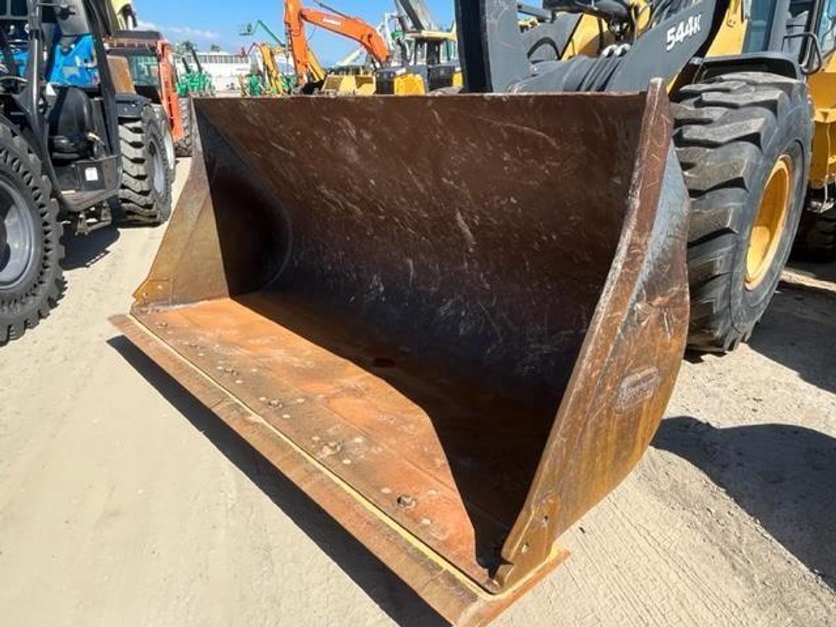 Used 2015 DEERE 544K