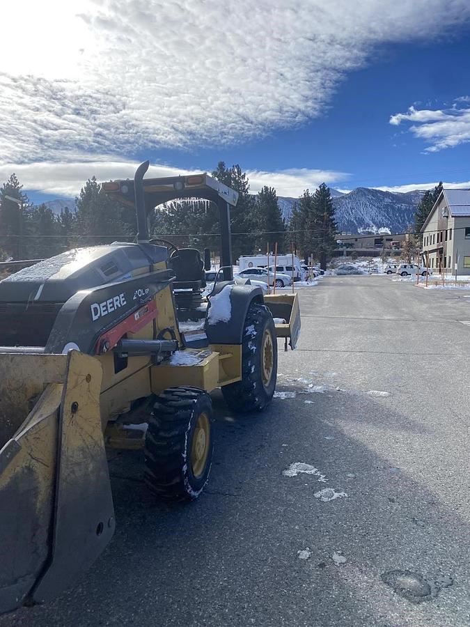 Used 2019 DEERE 210LEP
