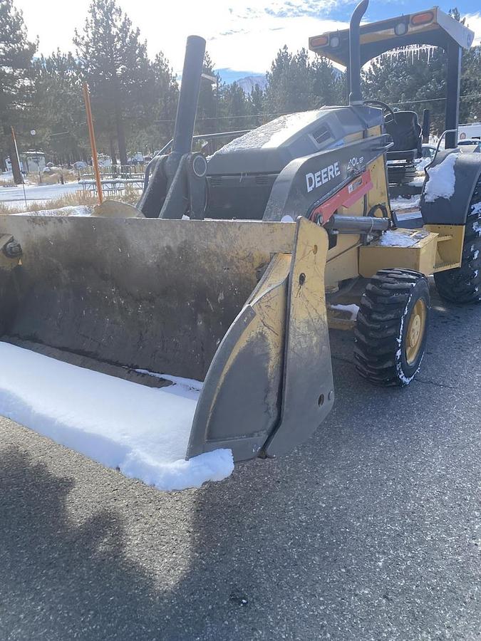 Used 2019 DEERE 210LEP