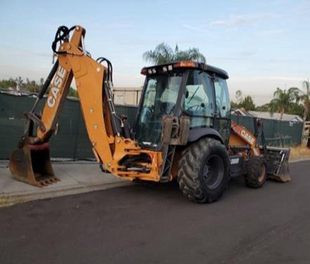 Used 2017 CASE 580N EP