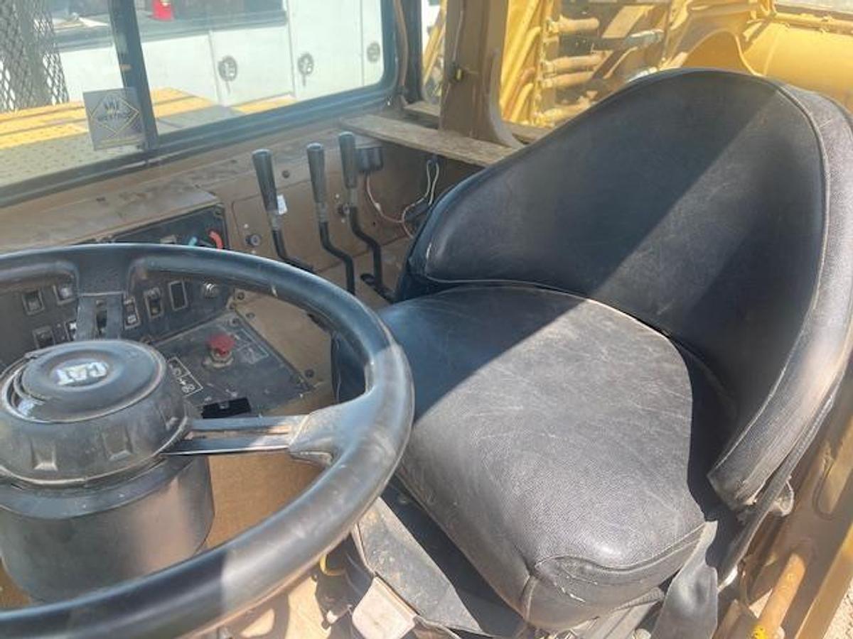 Used 2000 CATERPILLAR 613C