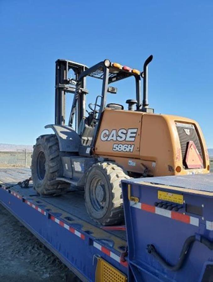 Used 2017 CASE 586H