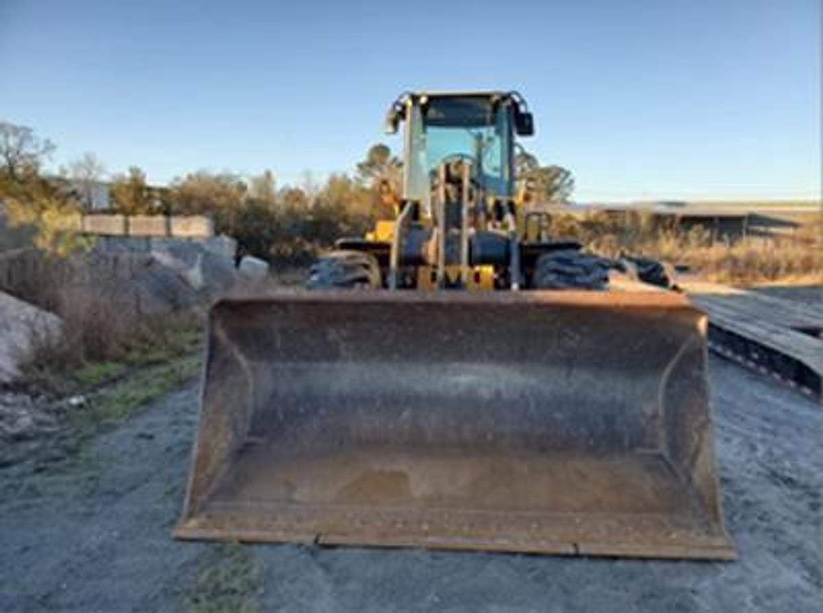 Used 2017 DEERE 644K