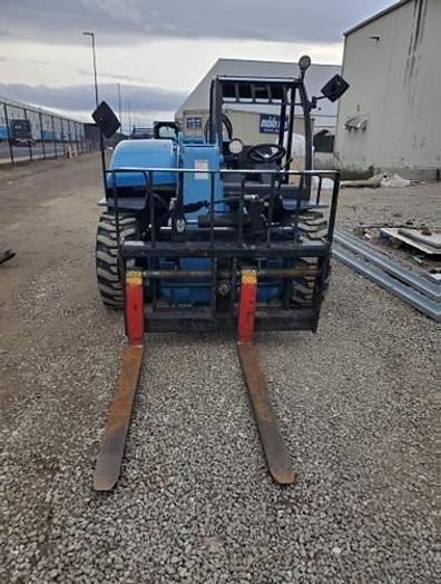 Used 2015 Genie GTH5519