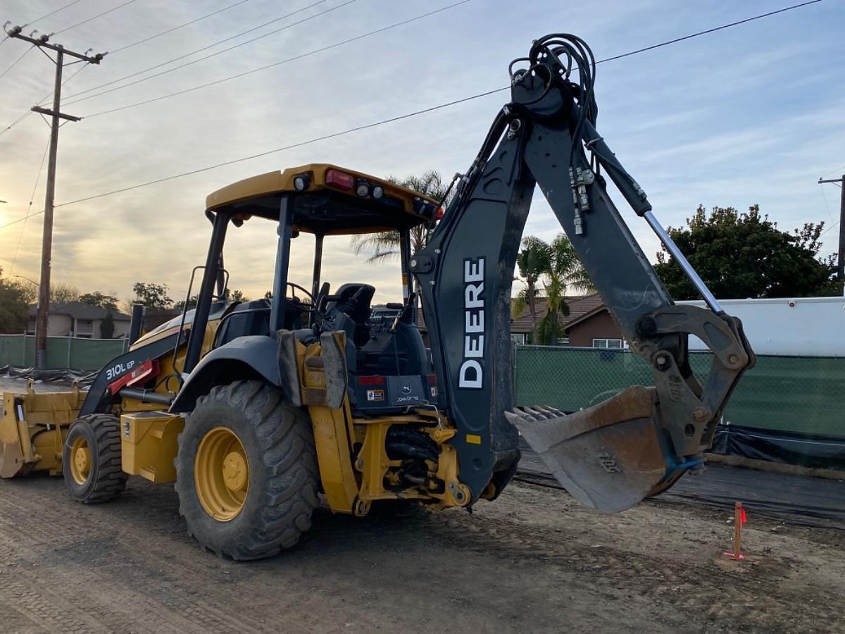 Used 2020 DEERE 310L EP