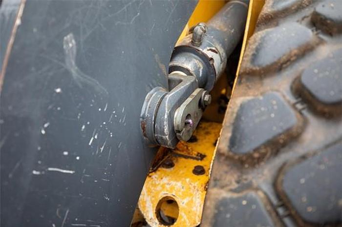 Used 2017 DEERE 544K