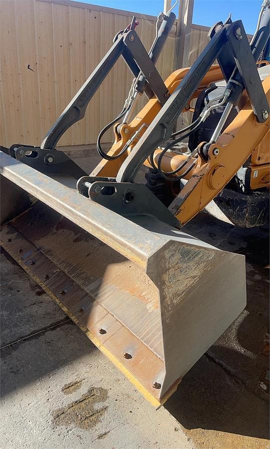 Used 2018 CASE 580SN