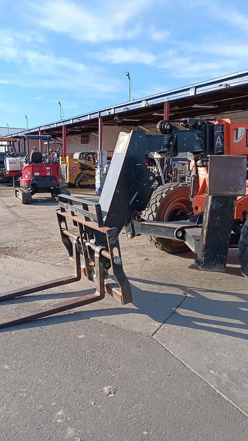 Used 2017 SKY TRAK 10054