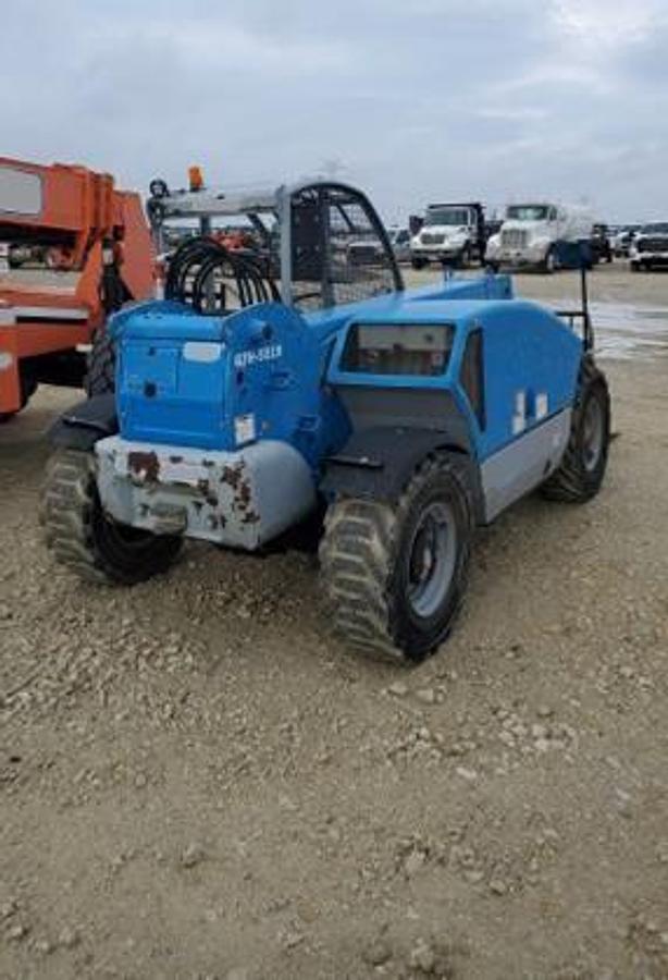 Used 2015 GENIE GTH5519