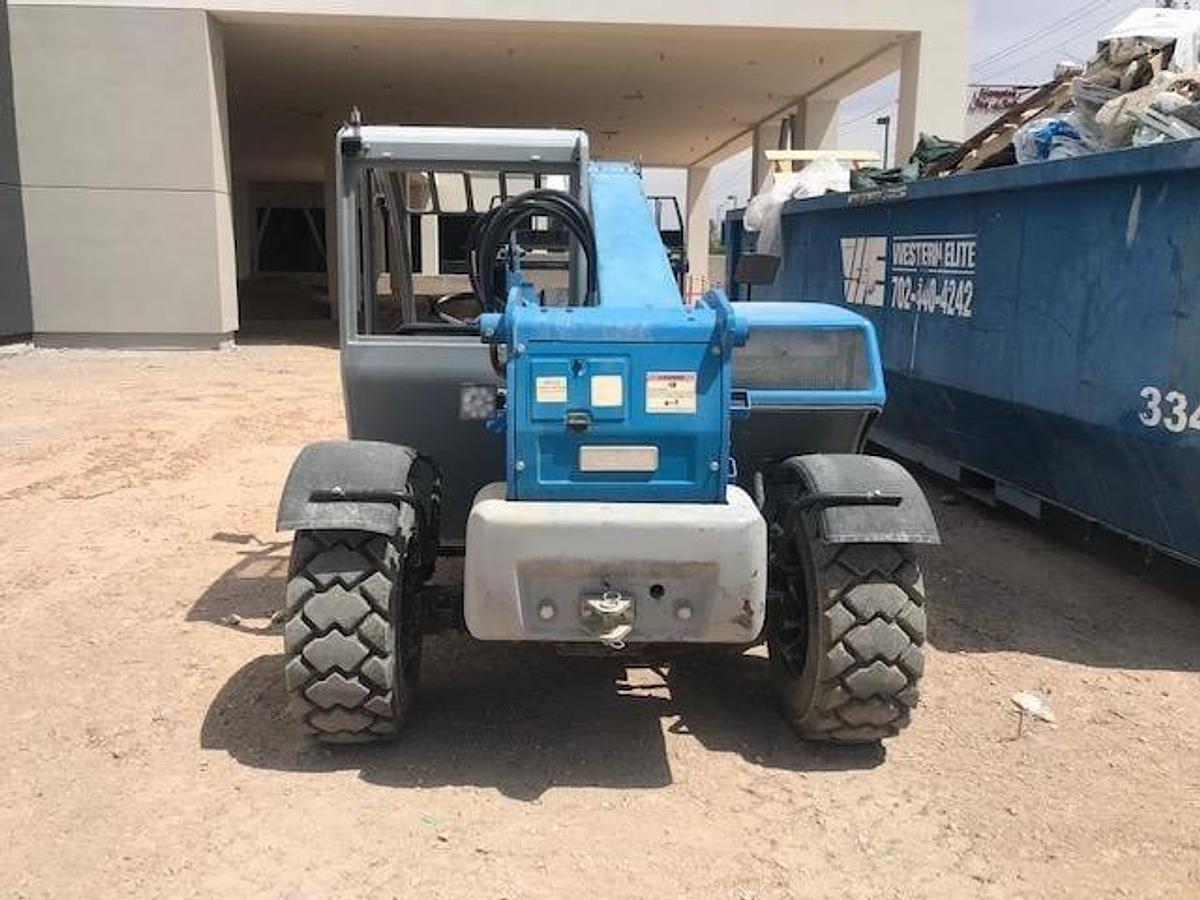 Used 2013 GENIE GTH5519