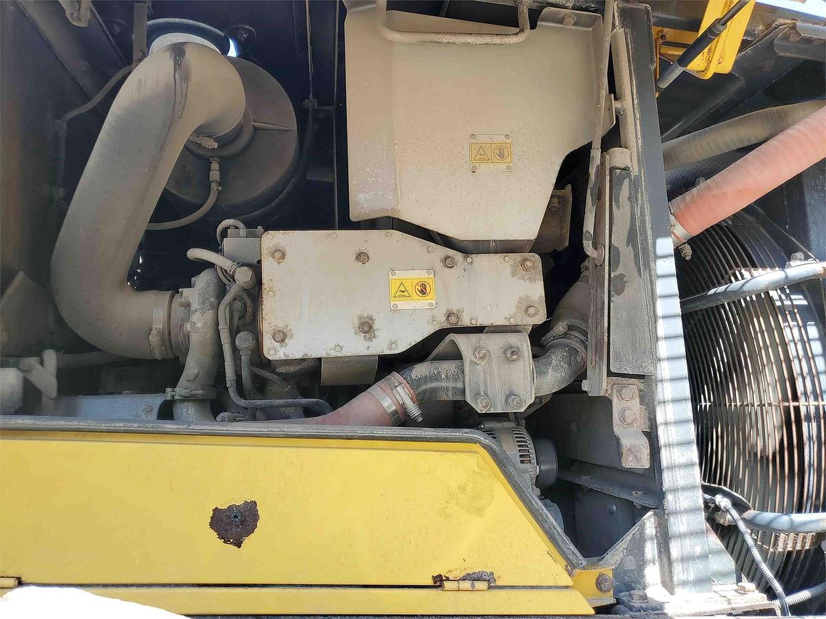 Used 2015 KOMATSU WA380-7