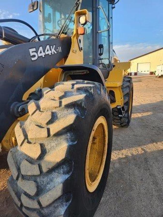Used 2018 DEERE 544K