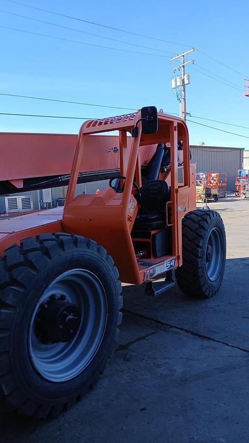 Used 2017 SKY TRAK 10054