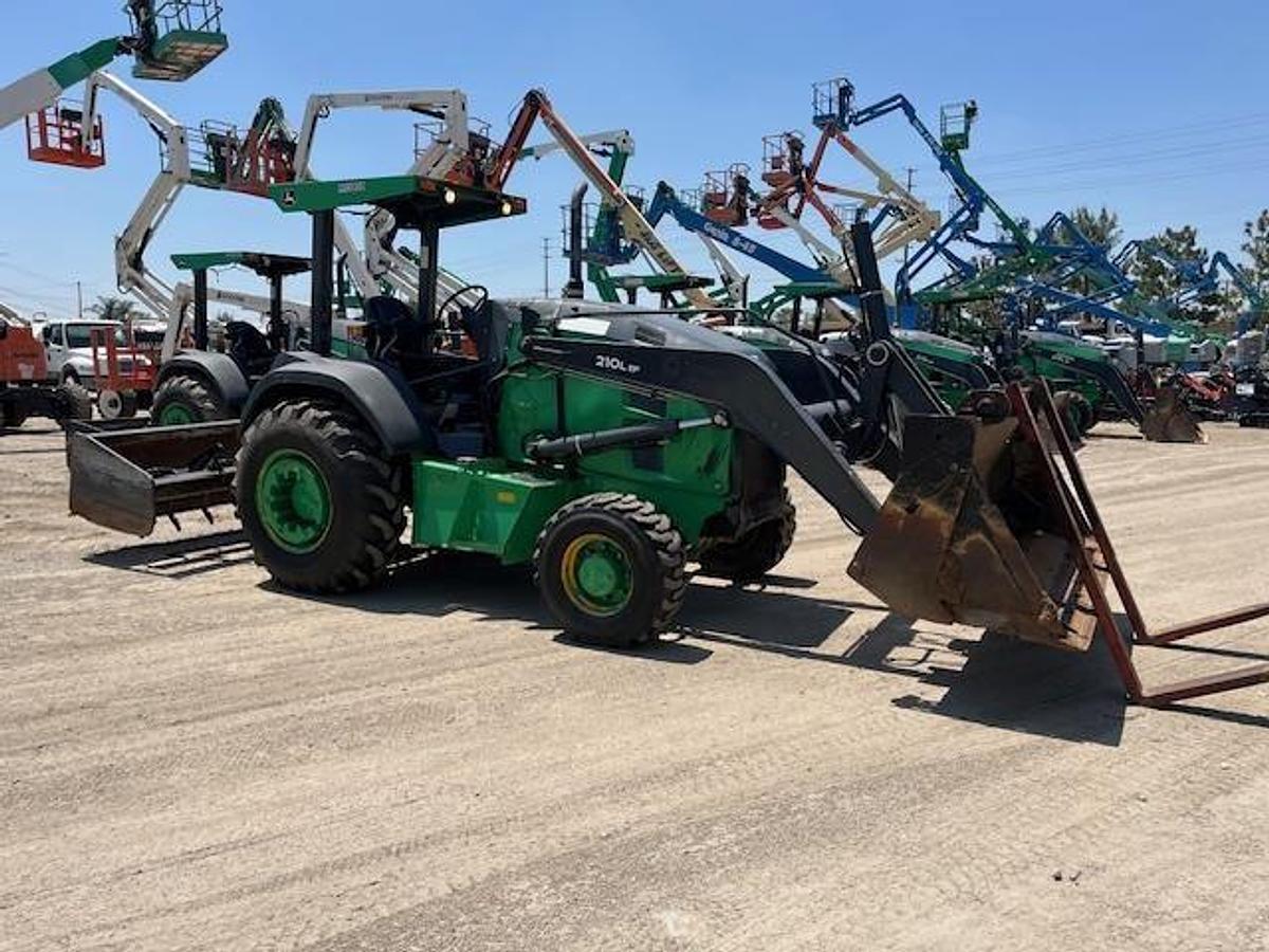 Used 2017 DEERE 210LEP