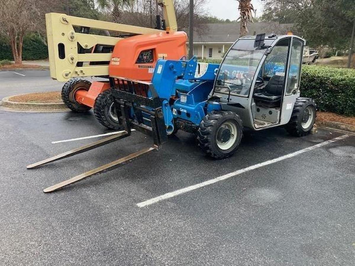 Used 2013 GENIE GTH5519