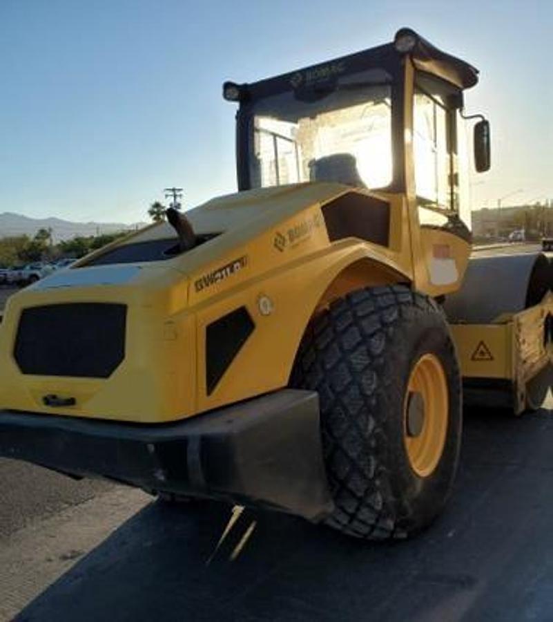Used 2016 BOMAG BW211D-50