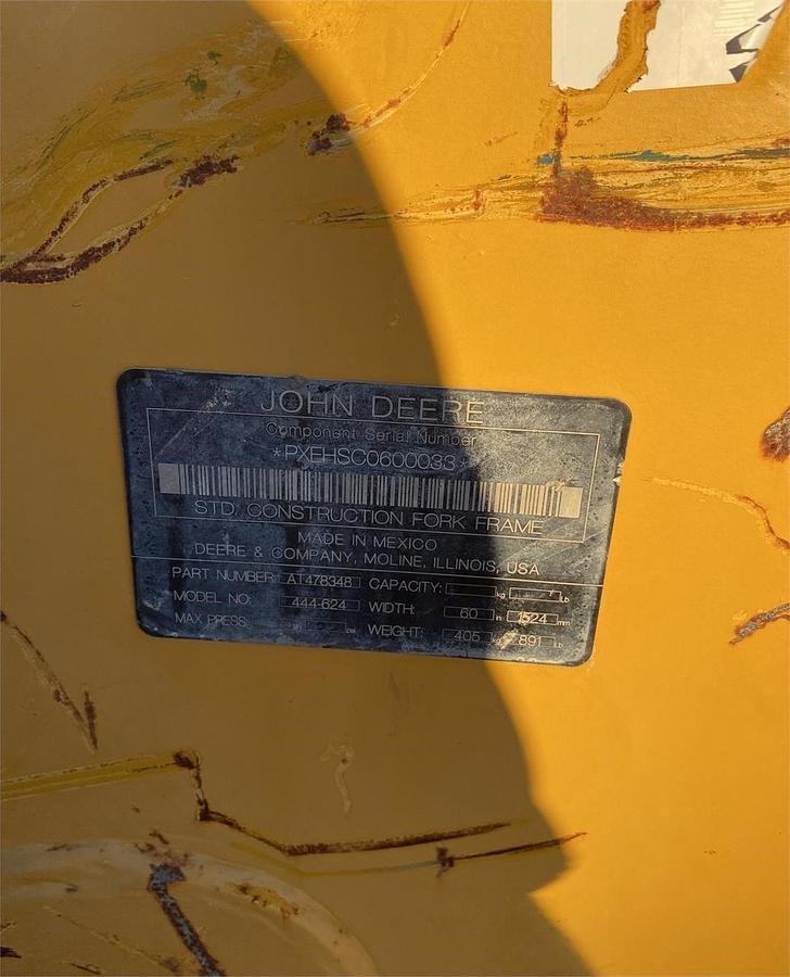 Used 2019 DEERE 624L